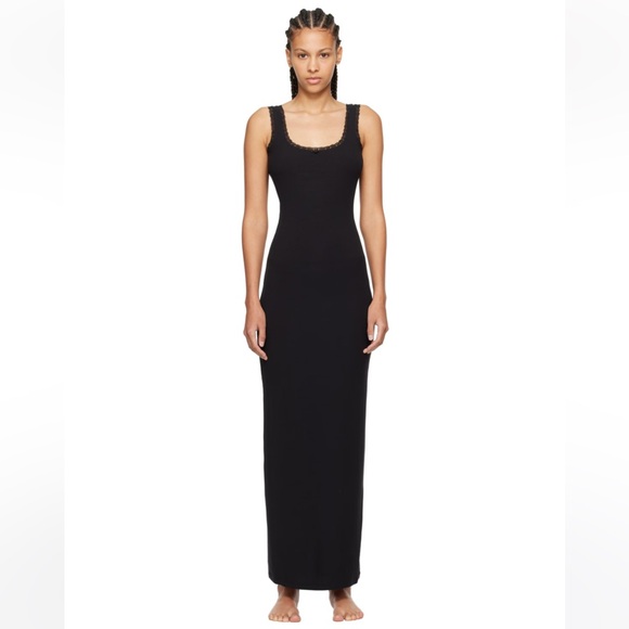 SKIMS Black Soft Lounge Lace Scoop Neck Maxi Dress - Picture 9 of 12